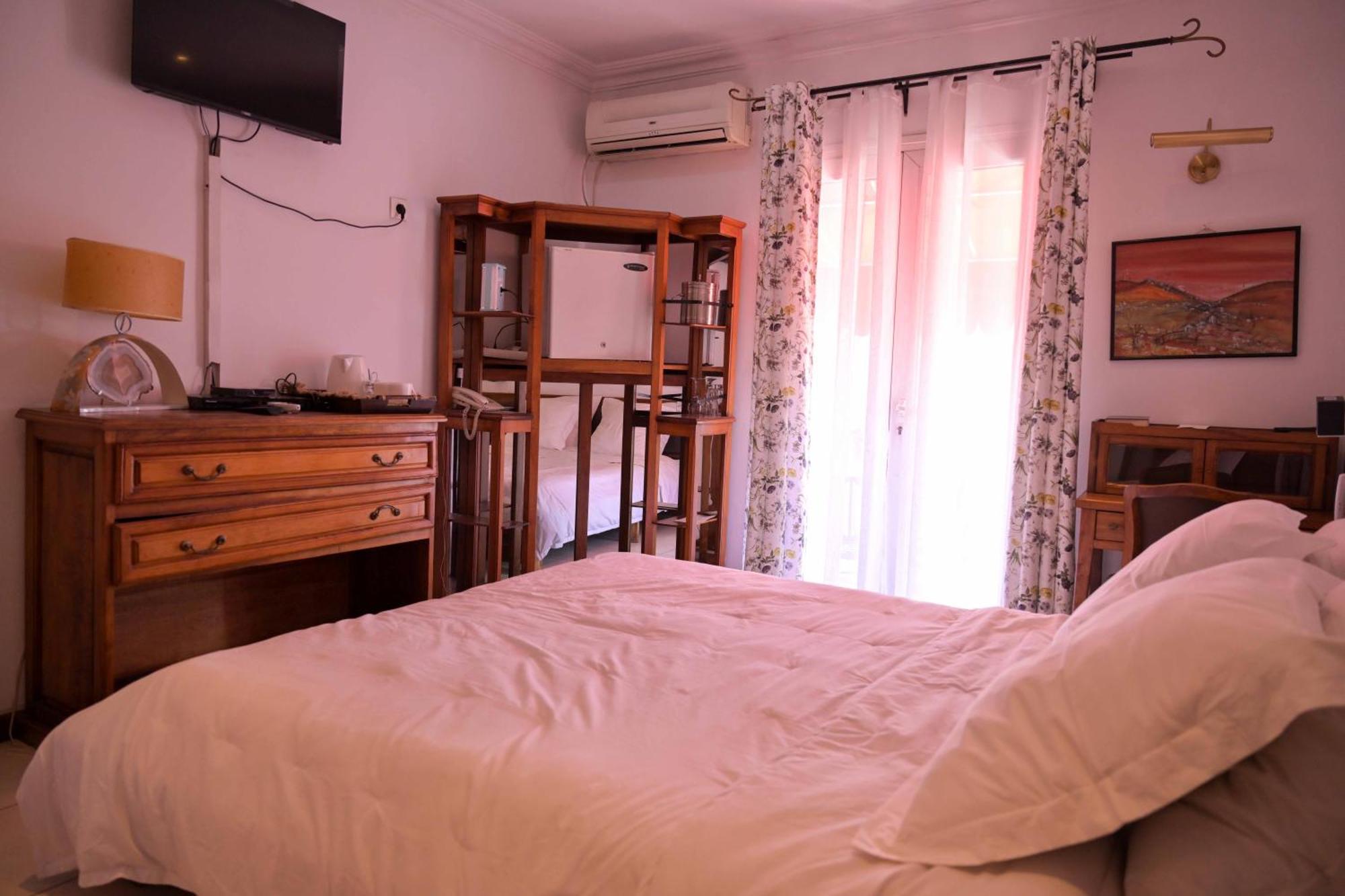 Hotel Brajas Antananarivo Quarto foto